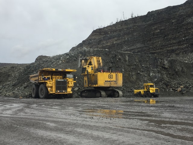 Someone Buy or Rent Heavy Machinery for a Mining Project